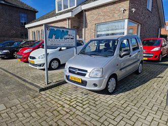 opel agila - 1.2-16v essentia zeer mooie agila geen roest kras of deuk schades prijs is vast