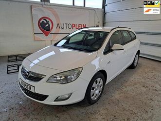 opel astra sports tourer - 1.4 business edition
