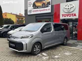 toyota proace verso l2 2,2d 180ps 8at vip - 7 míst