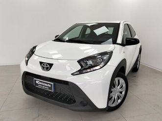 toyota aygo x 1.0 vvt-i 72 cv 5p. undercover s-cvt del 2024 usata a lurate caccivio