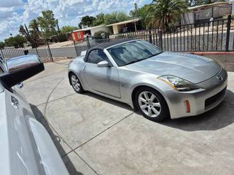 2004 nissan 350z roadster.conv.