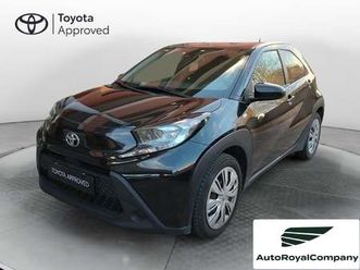 toyota aygo x 1.0 vvt-i 72 cv 5 porte limited s-cvt del 2022 usata a roma