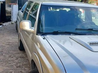 pick-up luxe 2.8 4x2 cd tb int.dies.