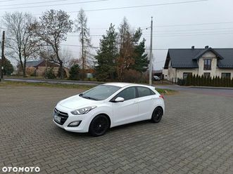 hyundai i30 blue 1.6 crdi premium