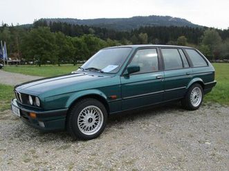 bmw 318i tourinmg e30