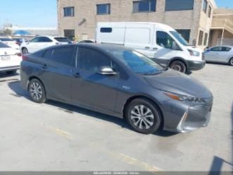 toyota prius prime xle ≫ 2022 • 12 800 eur • id