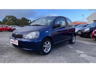 toyota yaris 1.0 terra outubro/02