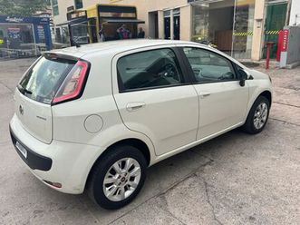 fiat punto attractive 1.4 fire flex 8v 5p 2015