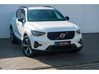 volvo xc40 b4 plus dark