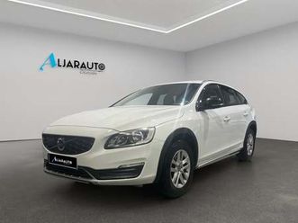 volvo v60 cross country d3 kinetic aut.