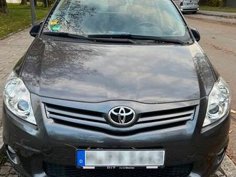 toyota auris 1,6-l-valvematic life life