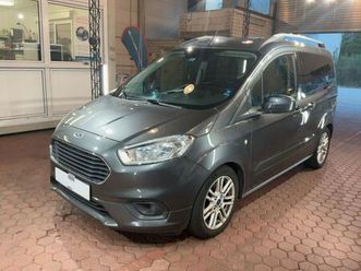 ford tourneo courier titanium dab navi sitzhzg kamera