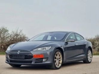 tesla model s s85 ≫ 2015 • 13 550 eur • id