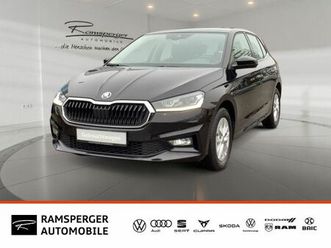 skoda fabia 1.0 tsi dsg style gra led dab shz pdc