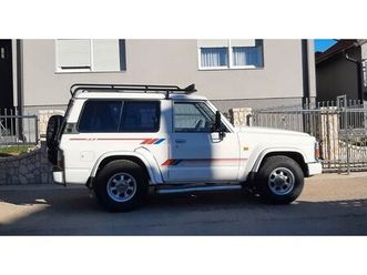 nissan patrol y60 2.8 diesel 4x4
