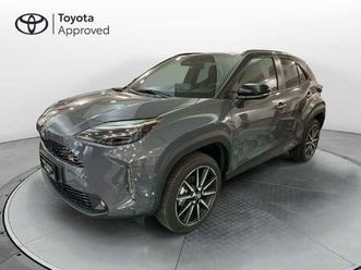 toyota yaris cross gr sport fwd 130cv e-cvt nuova a curno