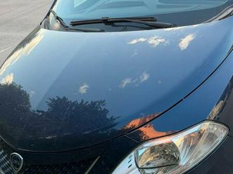 lancia y gold anno 2015