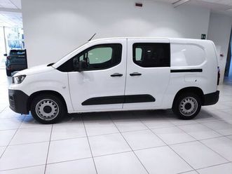 partner bluehdi 100 pl-dc lungo paratia mobile*5 posti*cargo o trasporto persone in pochi istanti*