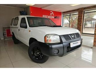 2010 nissan np300 2.5 tdi lwb single-cab