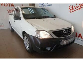 2022 nissan np200 1.6 a/c safety pack