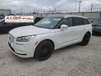 lincoln corsair 2022, 2,0l, reserve 2.0 benzyna 250km