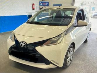 toyota aygo 1,0xplay 70cv
