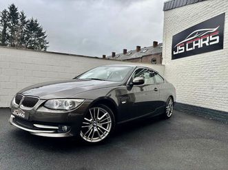 bmw série 3 330 ia*coupé*automatique*vehicule impeccable*carnet