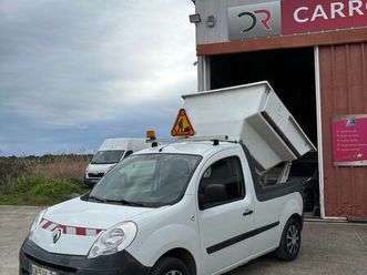 véhicule renault kangoo