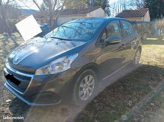peugeot 208 1.5hdi 100ch societe