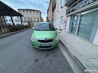 opel agila 2009 1.2 enjoy essence 170 000km
