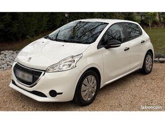 peugeot 208 1.6 hdi 92 société