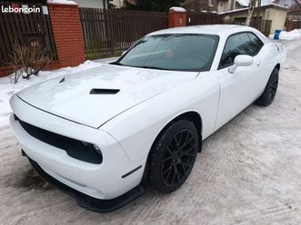 dodge challenger v8 3.6 sxt 305ch