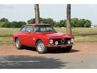 alfa romeo gt 1300 junior (bertone) - 1973 - état remarquable