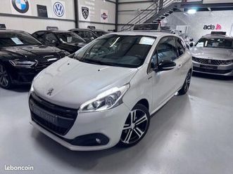 peugeot 208 1.2 ess. 110cv 104000 km gt-line bvm camera radar clim-auto bvm garantie 12-mois