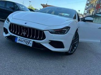 ghibli 3.0 v6 ds gransport 275cv auto my19