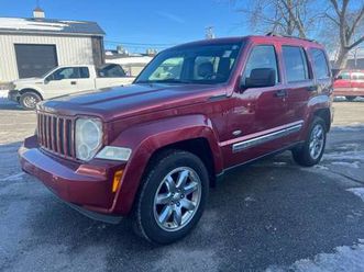 2012 jeep liberty 4x4 leather runs great! nice inexpensive jeep!