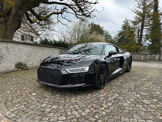 r8 coupé 5.2 plus s-tronic / frisch ab mfk / ohne opf / 36 monate garantie exkl. / keramik / bang & olufsen