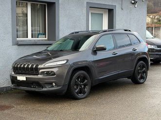 cherokee 3.2 night eagl awd 9atx