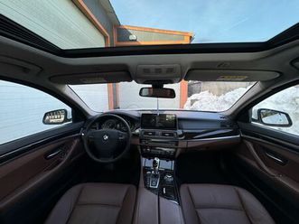 bmw 528xi trapa, piele maro, hud, 4x4, camere bucuresti sectorul 5