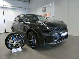 lynk & co 01 phev dct *kampanj* aut-drag-panorama-navi-nyservad-sov