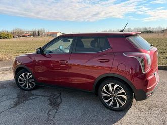 ssangyong tivoli 1.5 gdi automatico 2023 43.000km