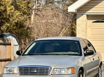 2009 ford crown victoria · p71 • street appearance