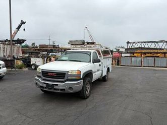 2003 gmc 2500 utility truck
