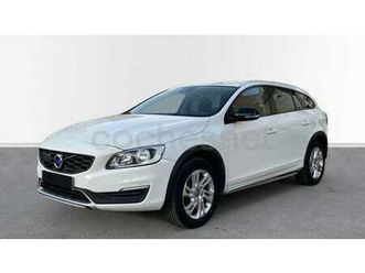 volvo v60 cross country 2.0 d3 momentum auto
