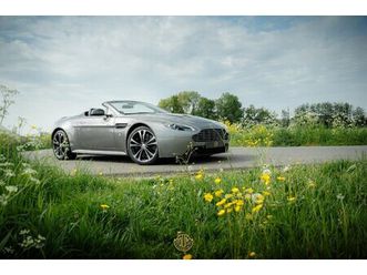 aston martin v12 vantage roadster - manual 084/101