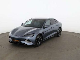 ev design 82.5kwh aut led sky 360-cam leder