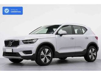 xc40 2.0 d3 business plus manuale