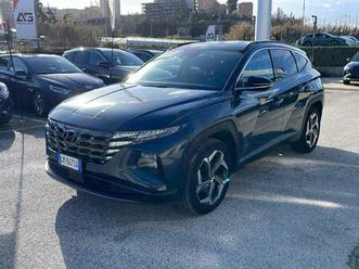 1.6 hev 2wd 230cv exellence auto