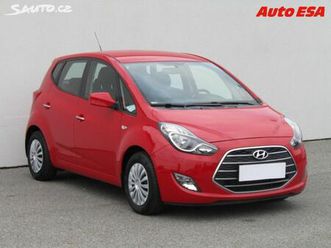 hyundai ix20 1.6i,čr,ac,výhřev sed