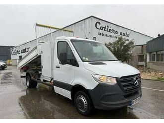 28490 ht mercedes 515 benne coffre